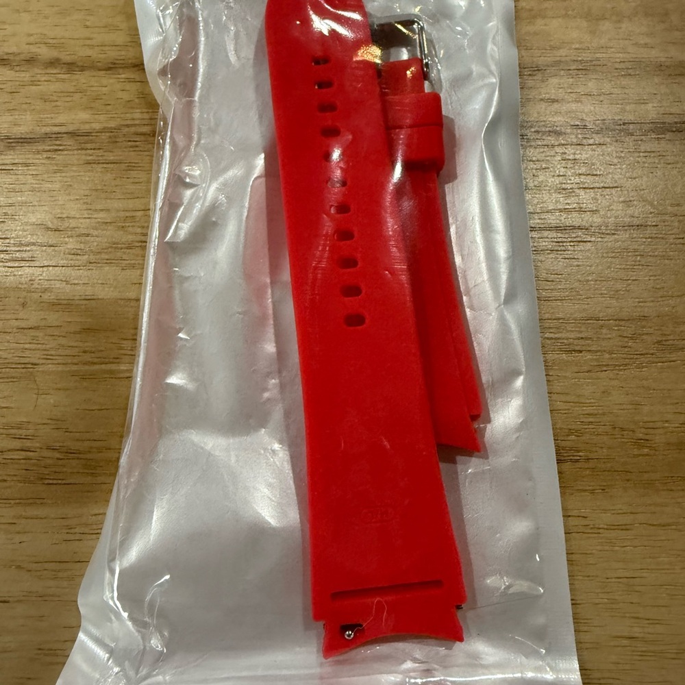 Fits Galaxy Watch 4: Bold Red Silicone Watch Strap NWT